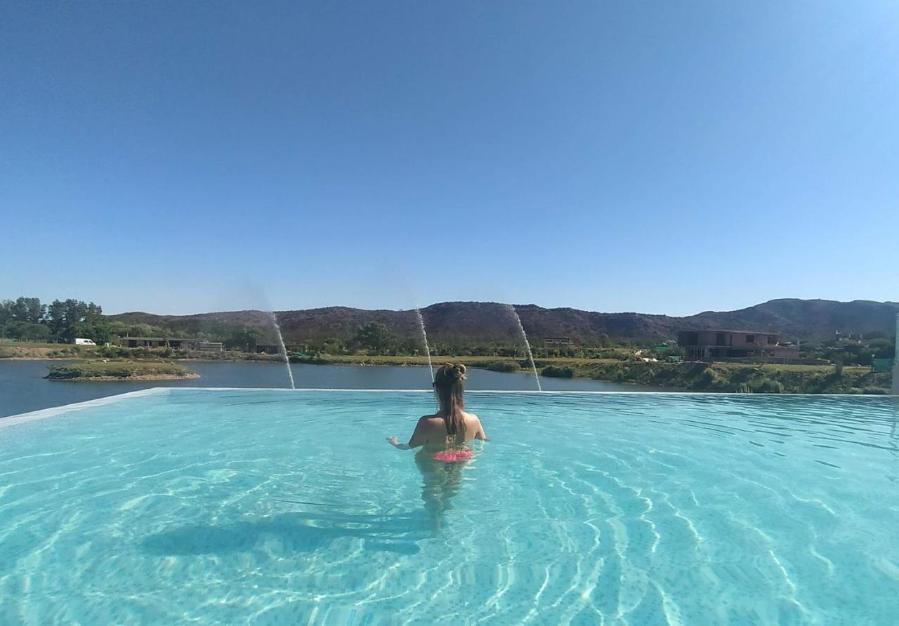Hotel Cantera Respira Campo بوتريرو دي لوس فونيس المظهر الخارجي الصورة