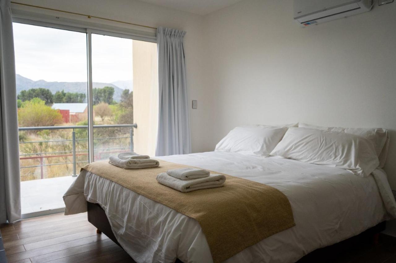 Hotel Cantera Respira Campo بوتريرو دي لوس فونيس المظهر الخارجي الصورة