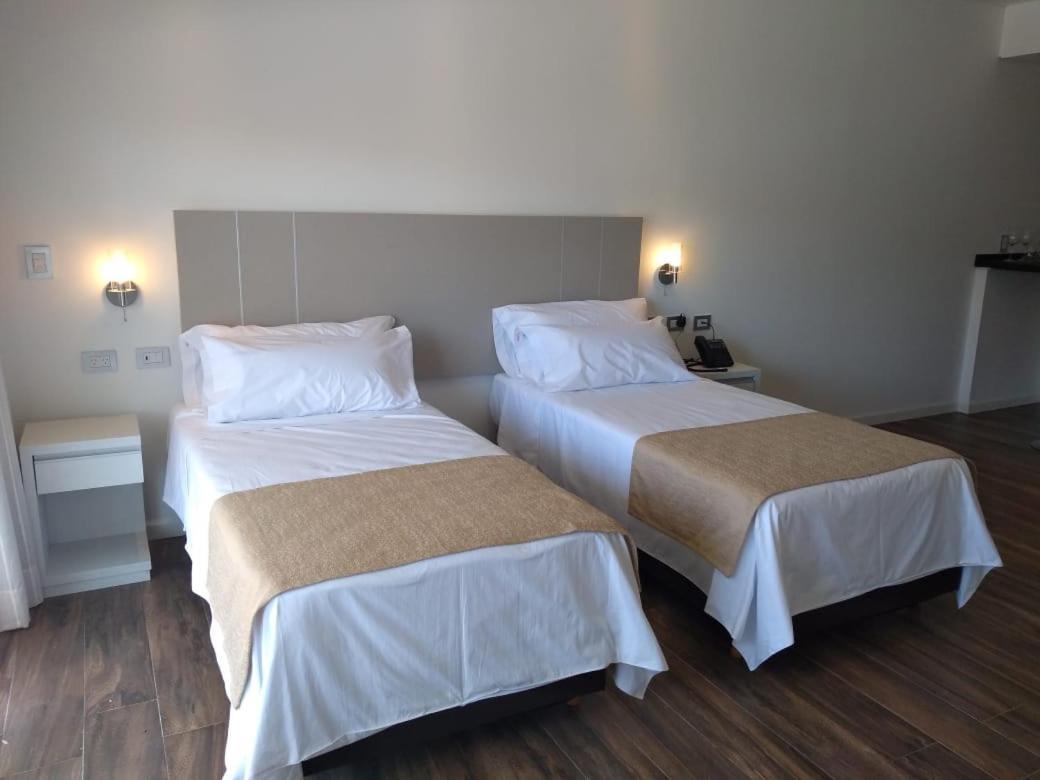 Hotel Cantera Respira Campo بوتريرو دي لوس فونيس المظهر الخارجي الصورة
