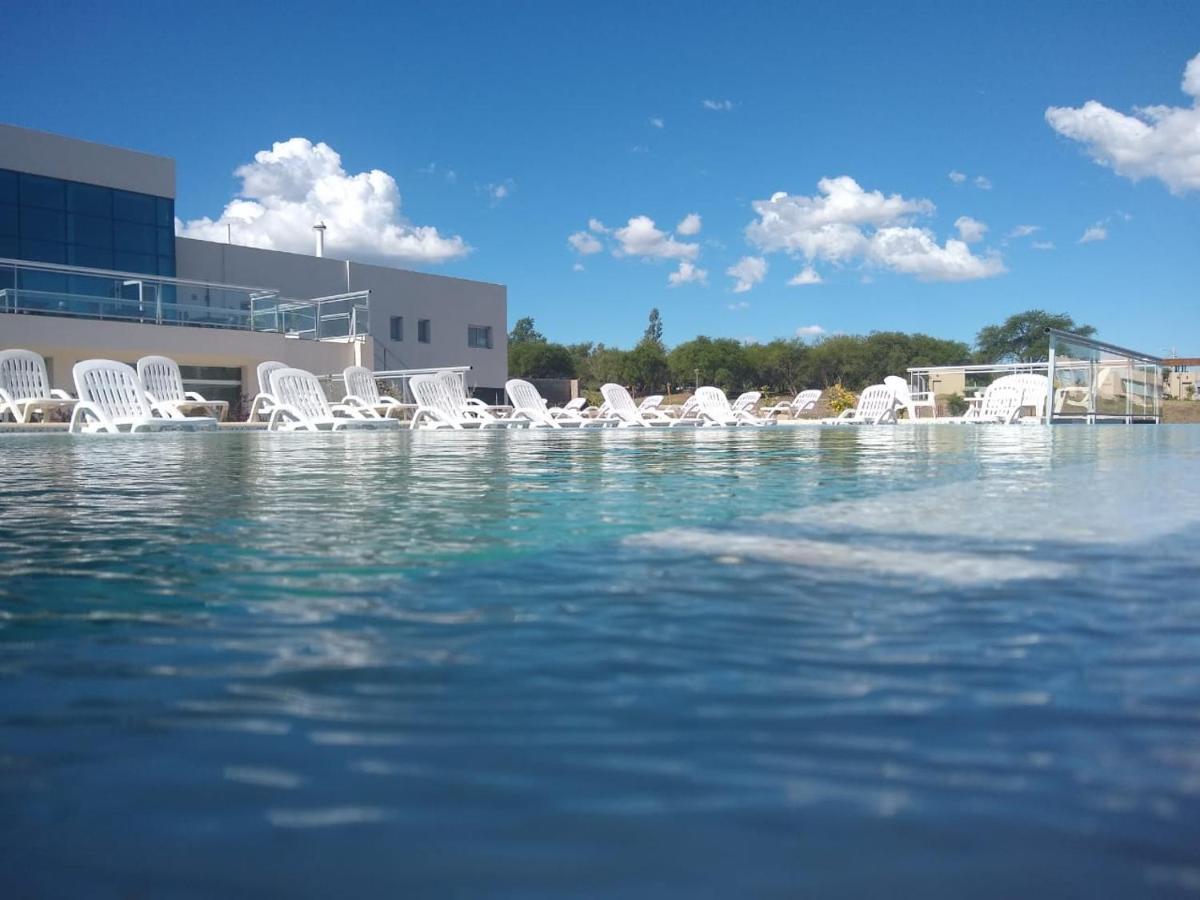 Hotel Cantera Respira Campo بوتريرو دي لوس فونيس المظهر الخارجي الصورة